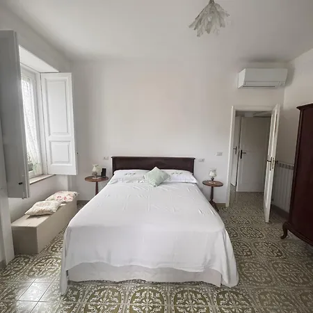 Casa Della Nonna 皮雅诺迪索伦托